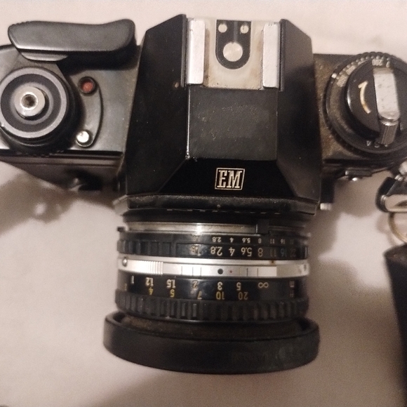 Nikon camera - Picture 2 of 7